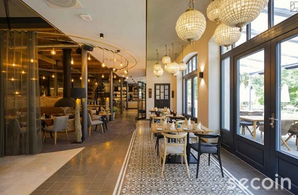 Romantic vintage style